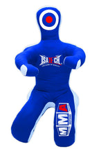 Isatech Saco de boxeo de entrenamiento para artes marciales mixtas, color negro y rojo, material de lona, posición sentada con objetivo - MNEX PRO FIGHTING LIMITED