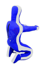 Isatech Saco de boxeo de entrenamiento para artes marciales mixtas, color negro y rojo, material de lona, posición sentada con objetivo - MNEX PRO FIGHTING LIMITED